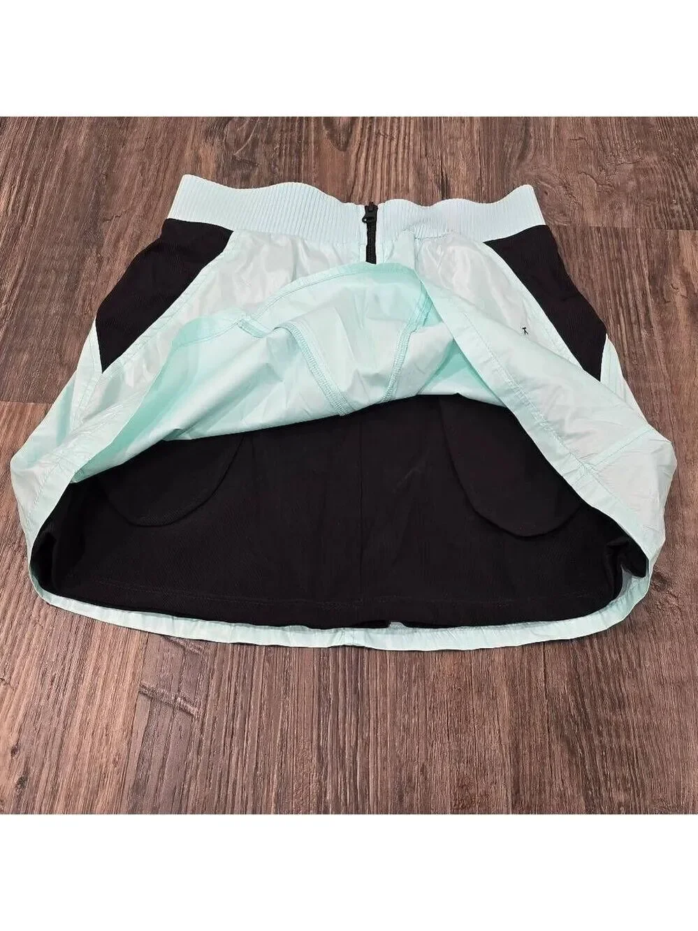 Koral Light Blue Zip Front Lined Skirt | Sport-Luxe Active Mini Skirt Size  XS